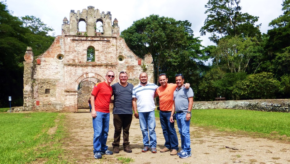 La Iglesia de Nuestra Señora de la Limpia Concepción fue construida en 1580 durante la época Colonial.