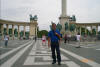 Plaza de los Héroes (Budapest), tiene estatuas representativas de los fundadores de la nación magiar desde hace más de 1100 años.