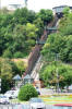 Budapest- Funicular (Budavári Sikló), el funicular de la Plaza Adán Clark hace un trayecto de 95 metros subiendo al Castillo de Buda.