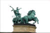 Plaza de los Héroes (Budapest), en el centro de la plaza se alza el Memorial del Milenio (también llamado Monumento del Milenio o Monumento Milenario)