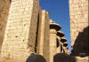 Templo de Karnak, en el antiguo Egipto, la construcción de los templos se iniciaba siempre por el santuario.