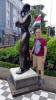 Obra del costarricense Jorge Jiménez Deredia, la escultura del flautista