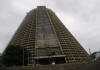 Catedral de São Sebastião, fue consagrada en Agosto 15 de 1979, con una capacidad de 20,000 personas de pie y 5,000 sentadas.